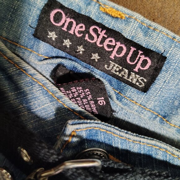 NWT New 2 pairs of girls size 16 jeans - Picture 8 of 9